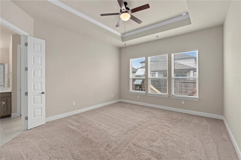 6533 Crockett Cove, Schertz, TX 78108