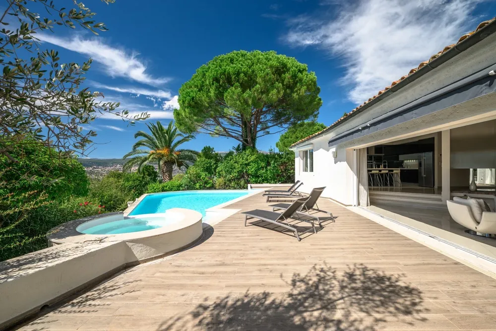 Mougins, 06370, France