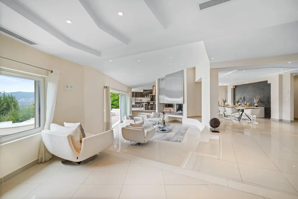 Mougins, 06370, France