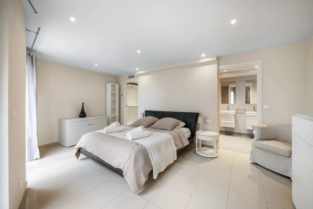 Mougins, 06370, France