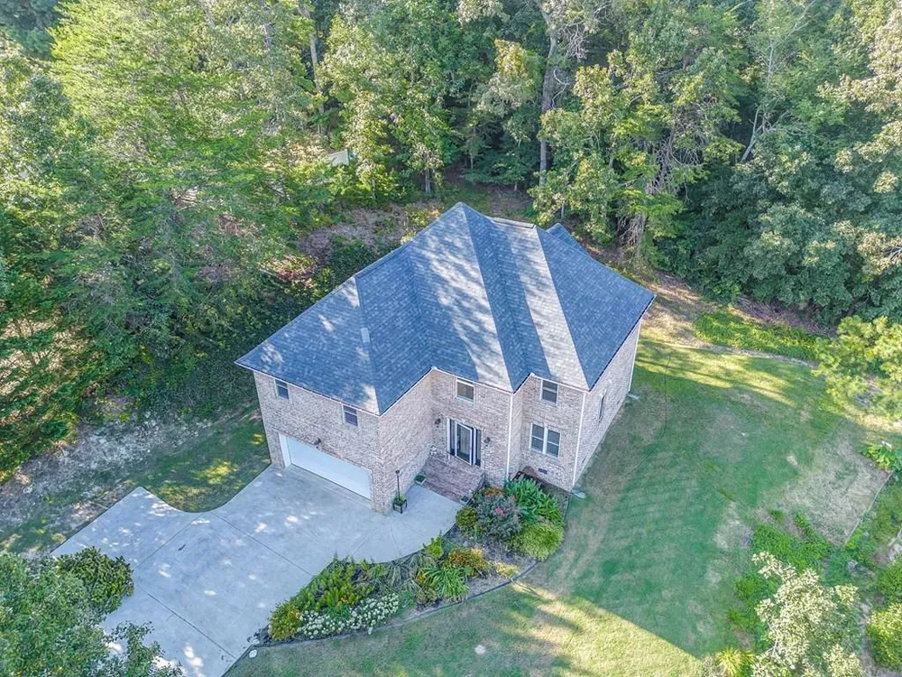 3218 Leona Dr, Rocky Face, GA 30740