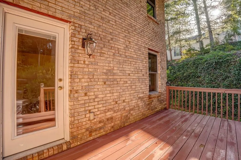 3218 Leona Dr, Rocky Face, GA 30740