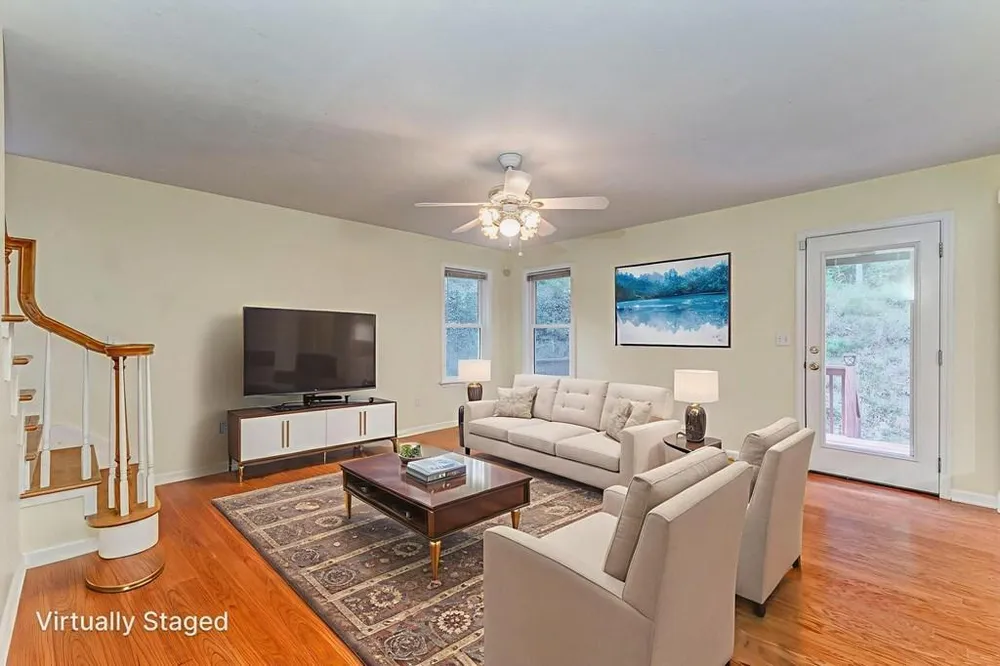 3218 Leona Dr, Rocky Face, GA 30740