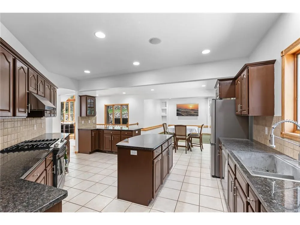 3681 Robin Ln, Eagan, MN 55122