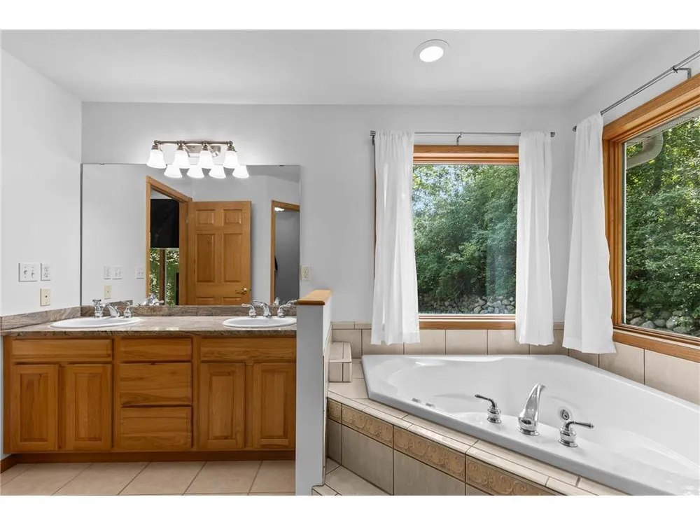 3681 Robin Ln, Eagan, MN 55122
