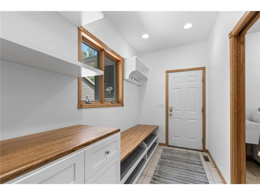 3681 Robin Ln, Eagan, MN 55122