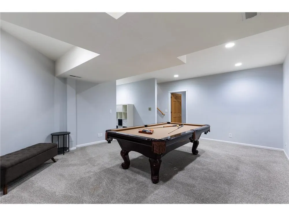 3681 Robin Ln, Eagan, MN 55122
