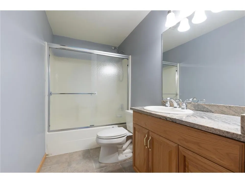3681 Robin Ln, Eagan, MN 55122