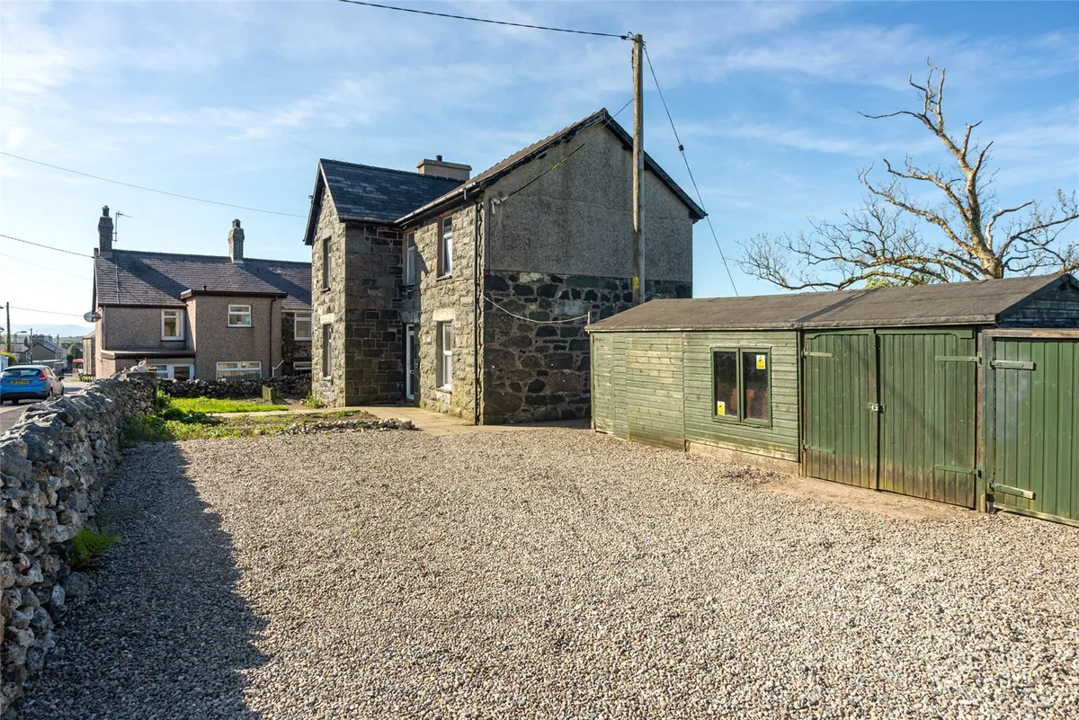 Garndolbenmaen, Gwynedd, LL51