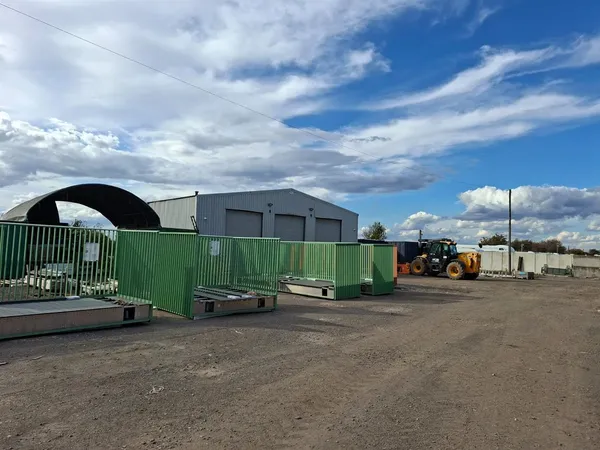 Unit and Compound, The Gate House, Station Yard, Harby Lane, Stathern, Melton Mowbray, Leicestershire LE14 4HJ