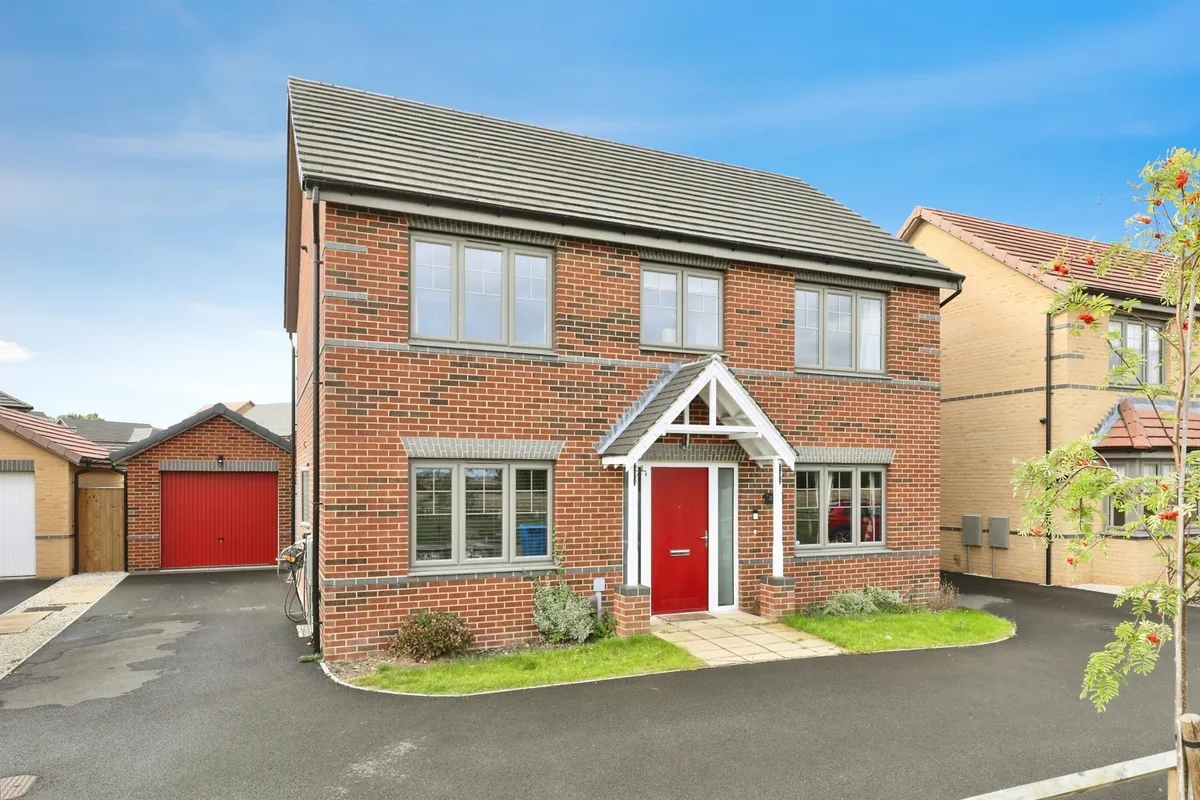 Foxglove Place, Carlton-In-Lindrick, Worksop