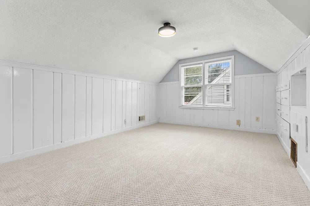 2620 Kentucky Ave S, St Louis Park, MN 55426
