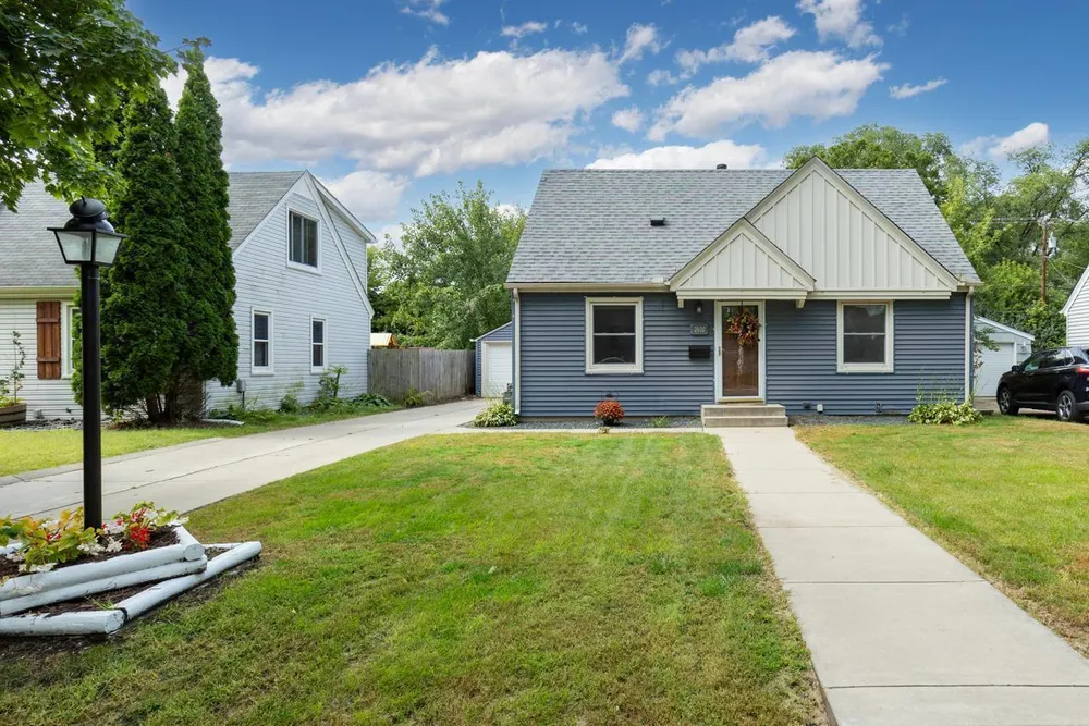 2620 Kentucky Ave S, St Louis Park, MN 55426