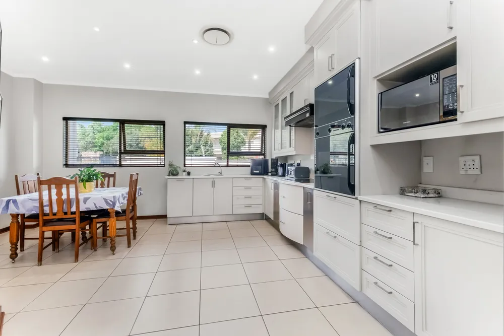 South Africa, Gauteng, Eagle Canyon Golf Estate, The Belfry, 524