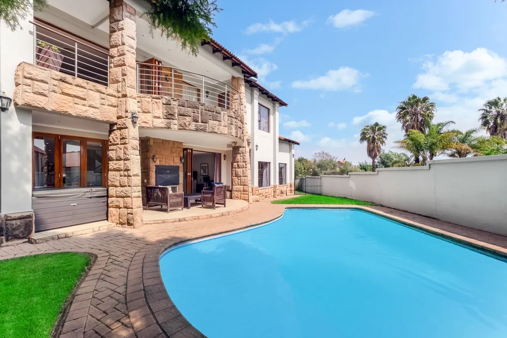 South Africa, Gauteng, Eagle Canyon Golf Estate, The Belfry, 524