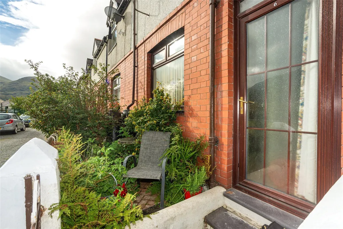 Padarn Road, Llanberis, Caernarfon, Gwynedd, LL55