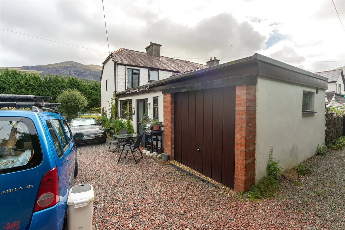 Padarn Road, Llanberis, Caernarfon, Gwynedd, LL55