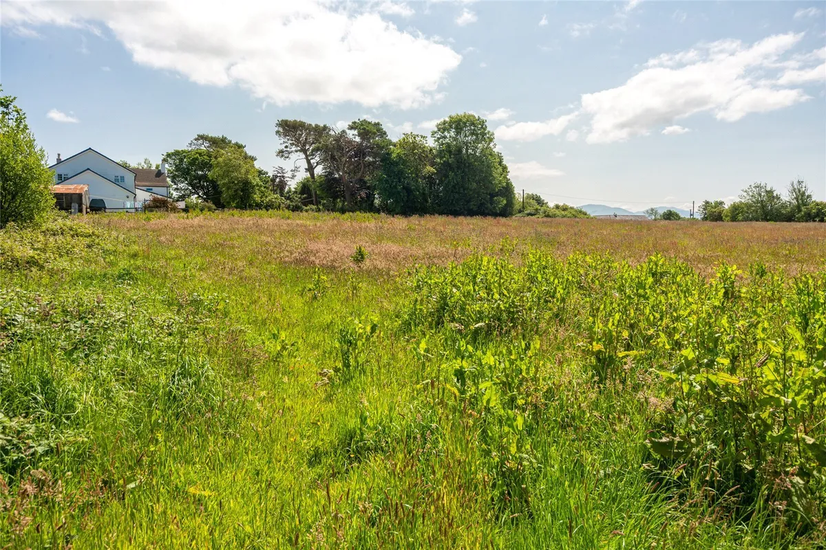 Pentraeth, Isle of Anglesey, LL75