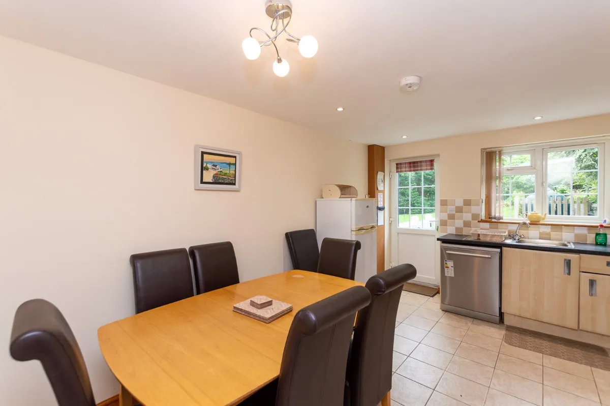 Pentraeth, Isle of Anglesey, LL75