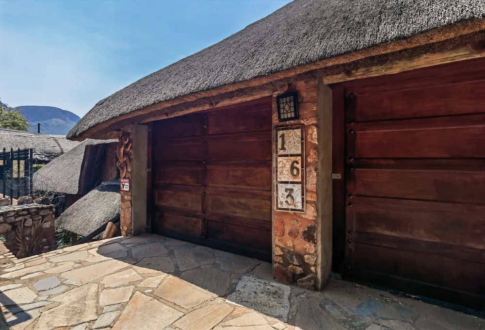 South Africa, North West, Kosmos, Simon Bekker Avenue, 163