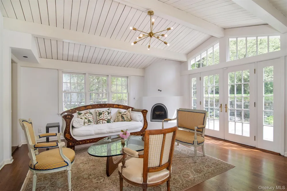 164 Washington Ave, Dobbs Ferry, NY 10522