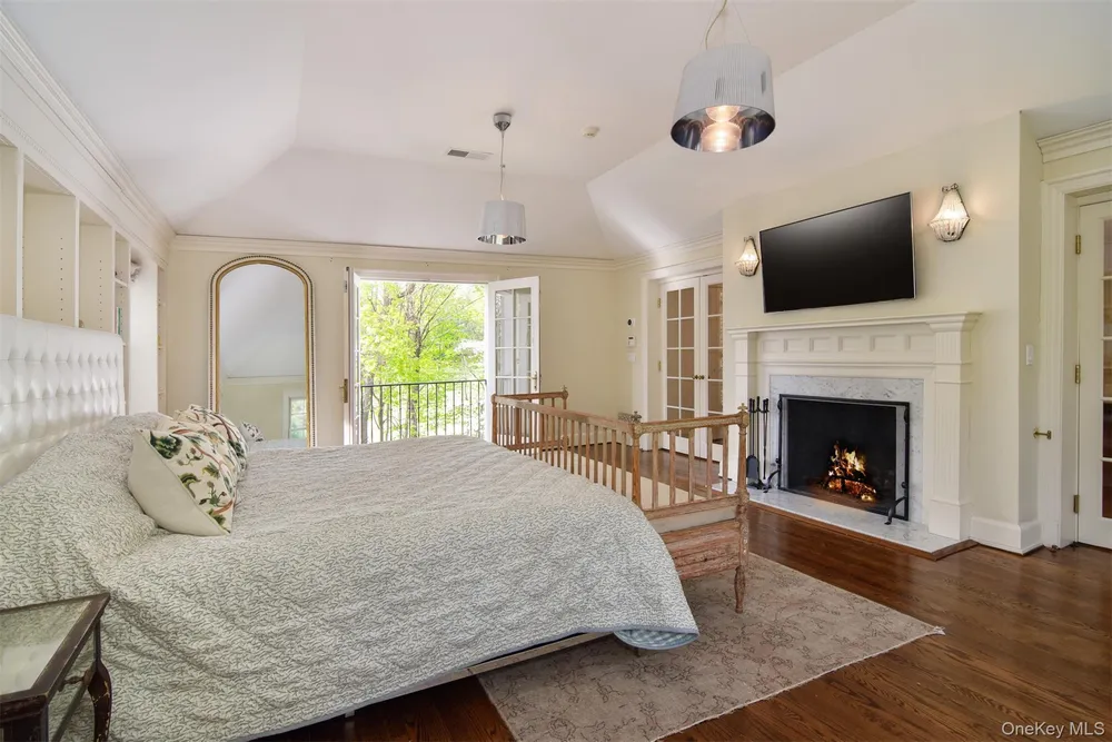 164 Washington Ave, Dobbs Ferry, NY 10522