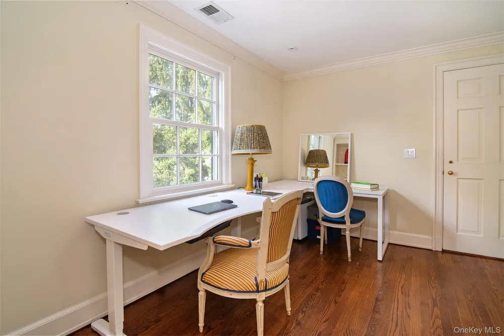 164 Washington Ave, Dobbs Ferry, NY 10522