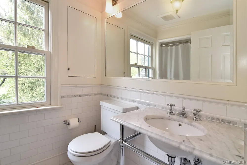 164 Washington Ave, Dobbs Ferry, NY 10522