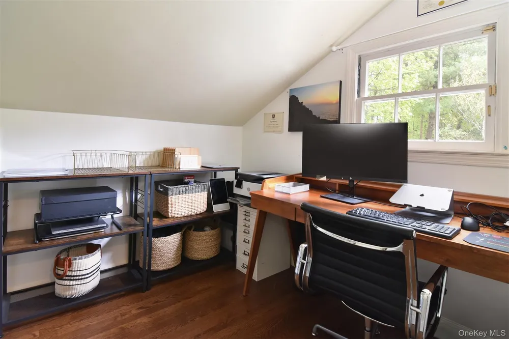 164 Washington Ave, Dobbs Ferry, NY 10522