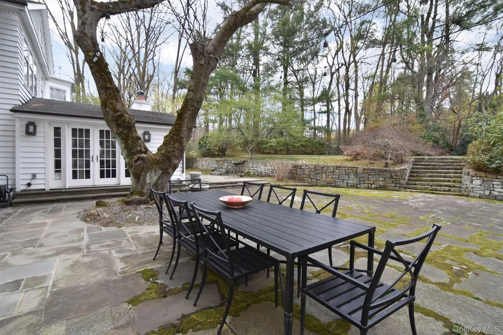 164 Washington Ave, Dobbs Ferry, NY 10522