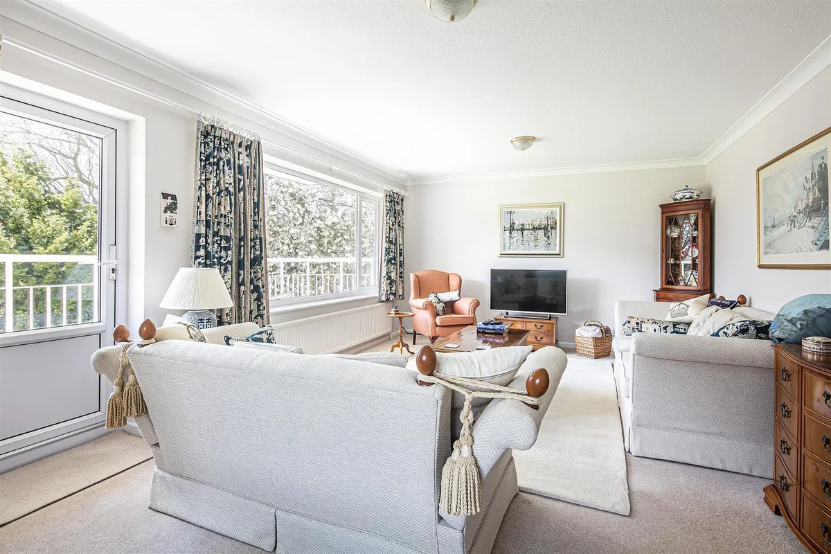 24 The Glen, Endcliffe Vale Road, Endcliffe, S10 3FN