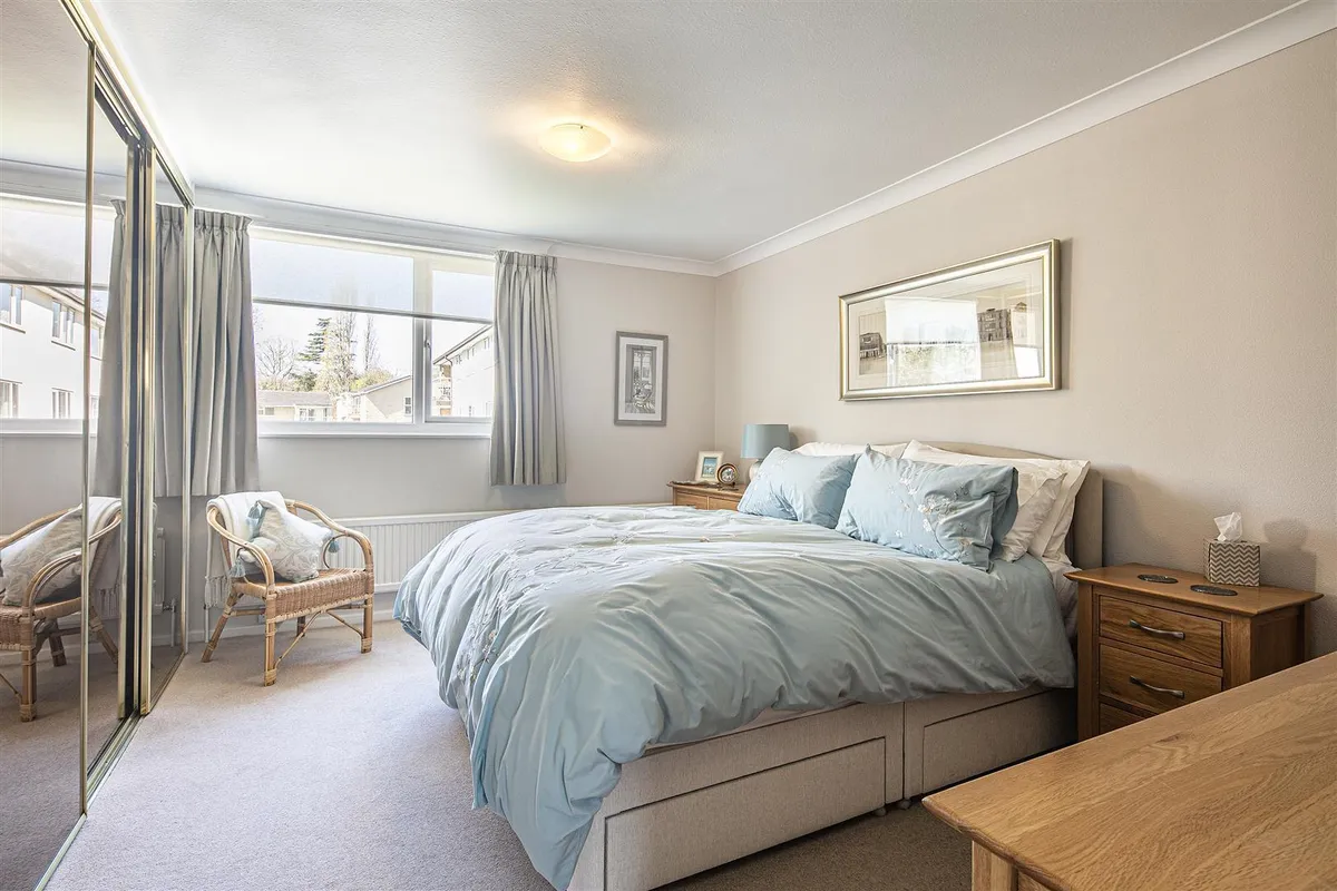 24 The Glen, Endcliffe Vale Road, Endcliffe, S10 3FN