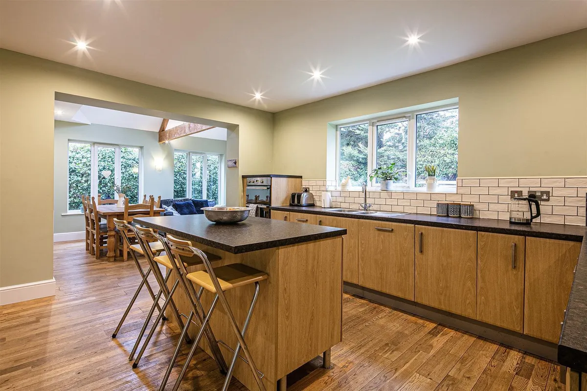 26 Lodge Moor Road, Lodge Moor, S10 4LU