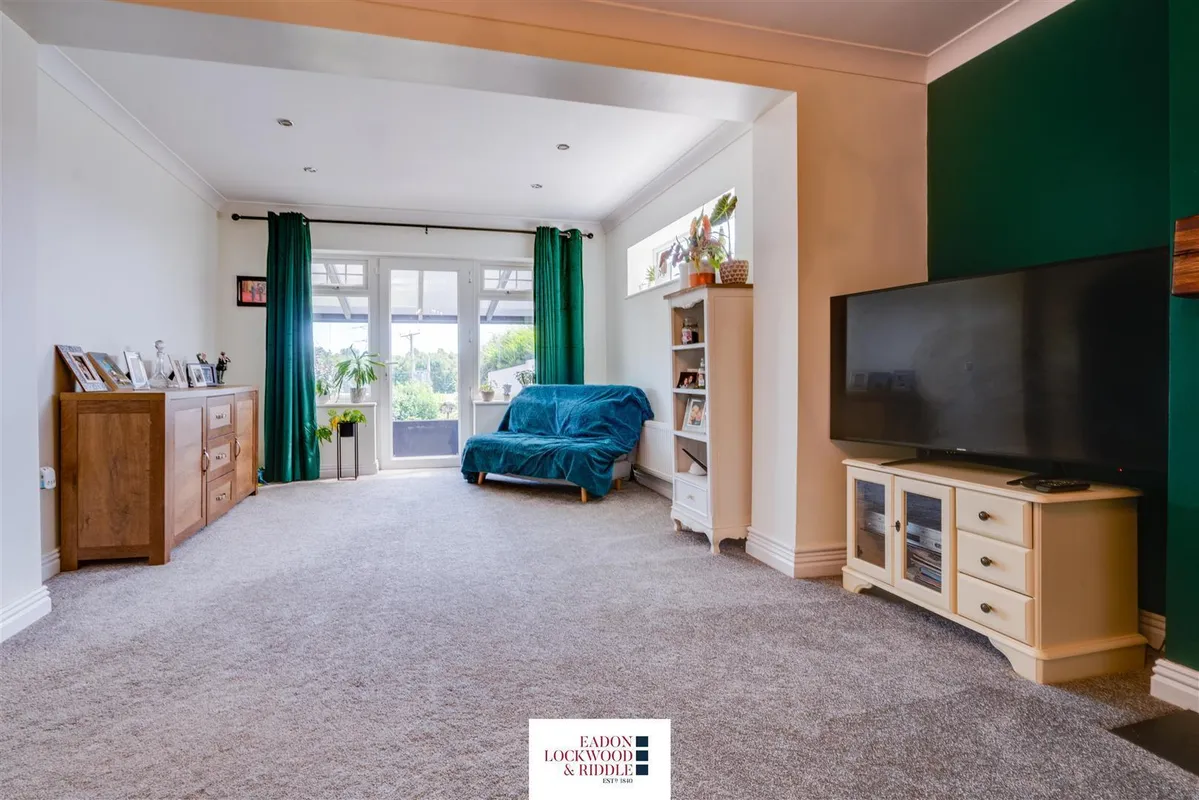 Lesmond Crescent, Little Houghton, Barnsley
