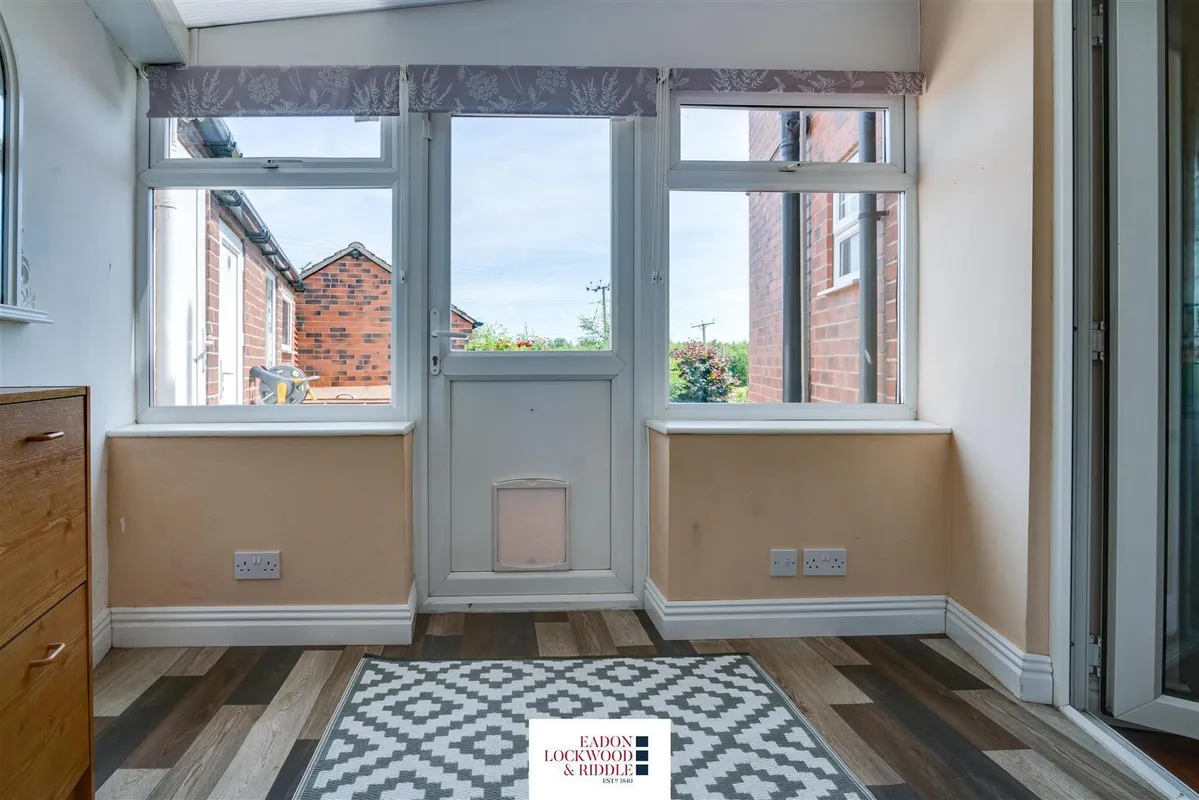 Lesmond Crescent, Little Houghton, Barnsley