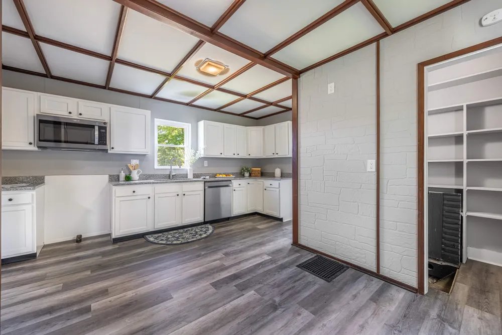 2642 Springfield Xenia Rd, Springfield, OH 45506