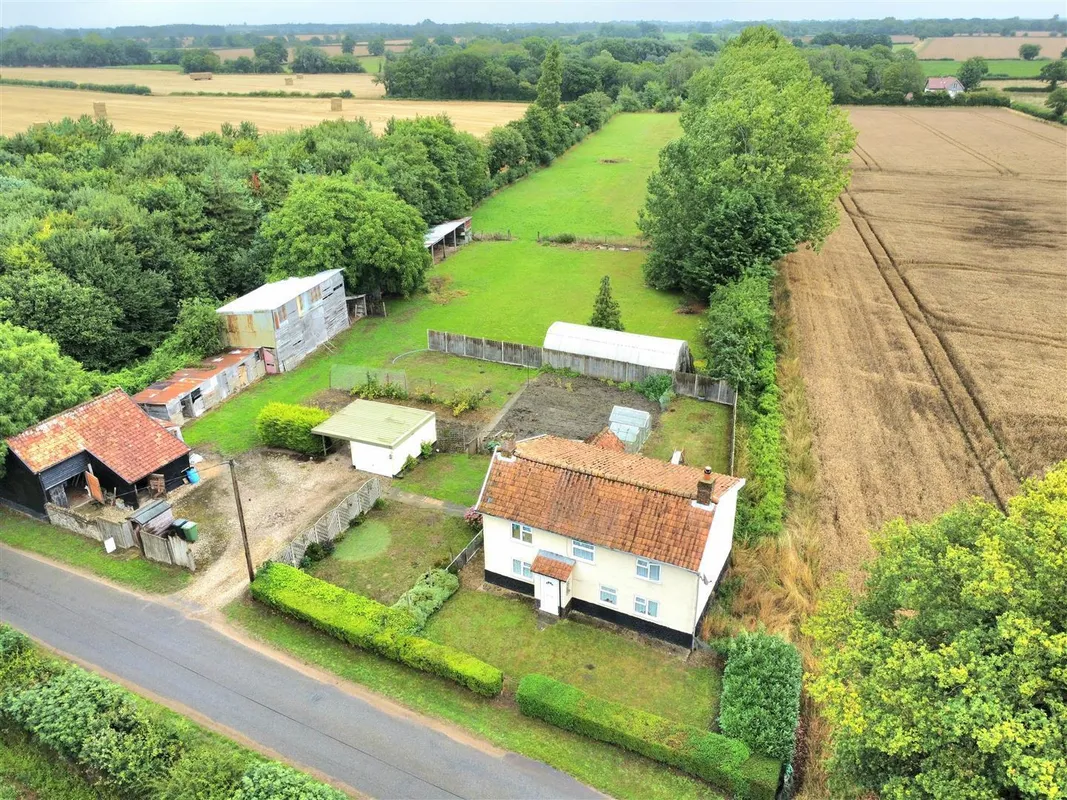 Scoulton Road, Rockland St. Peter, Attleborough