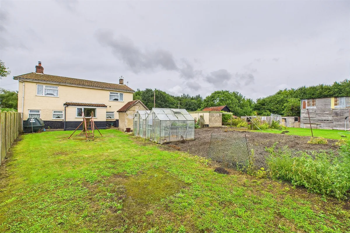 Scoulton Road, Rockland St. Peter, Attleborough