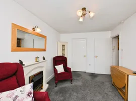 Chauncy Court, Hertford thumb 3