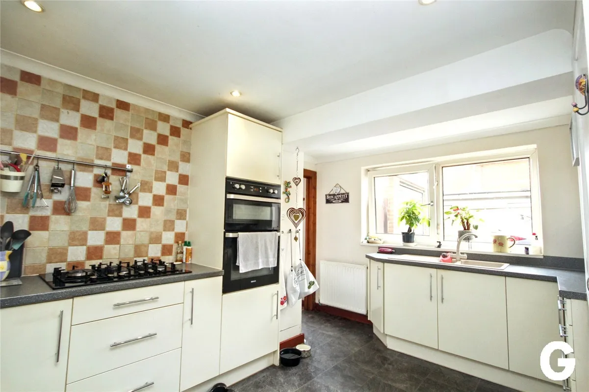 Eastfield Lane, Ringwood, Hampshire, BH24