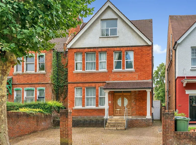 Brondesbury Park, London NW2