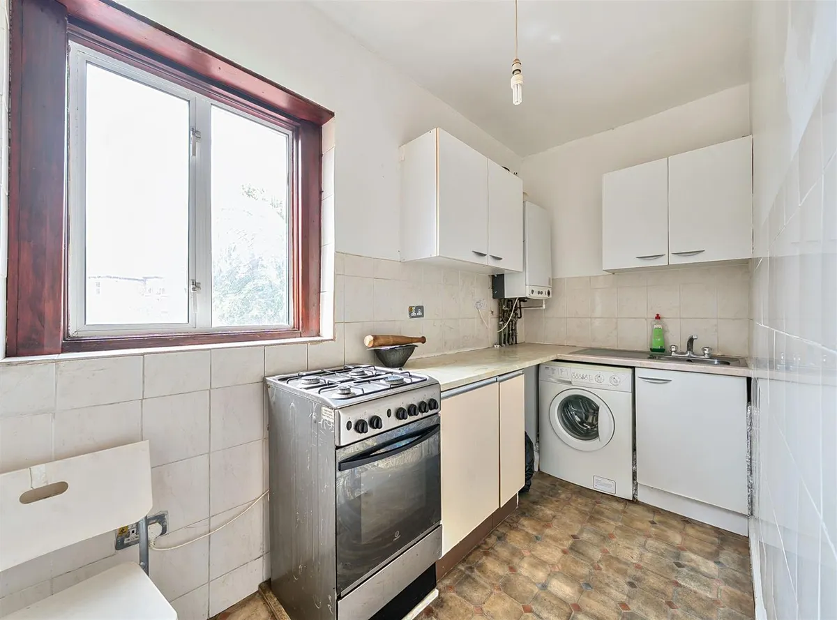 Brondesbury Park, London NW2
