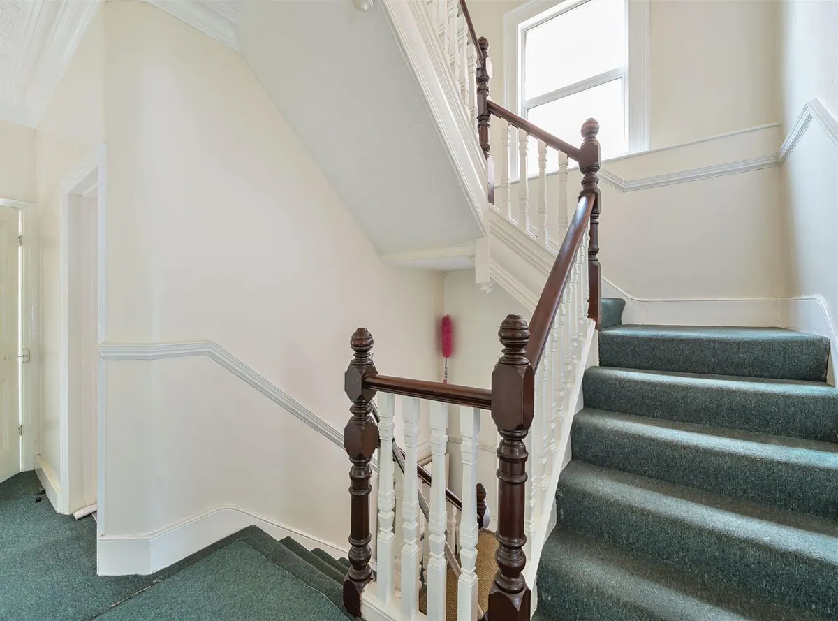 Brondesbury Park, London NW2