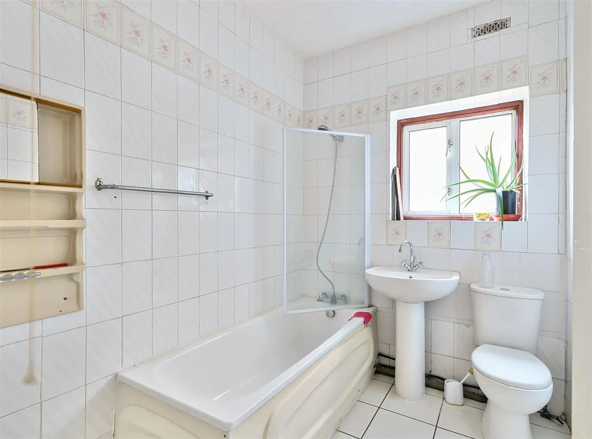 Brondesbury Park, London NW2