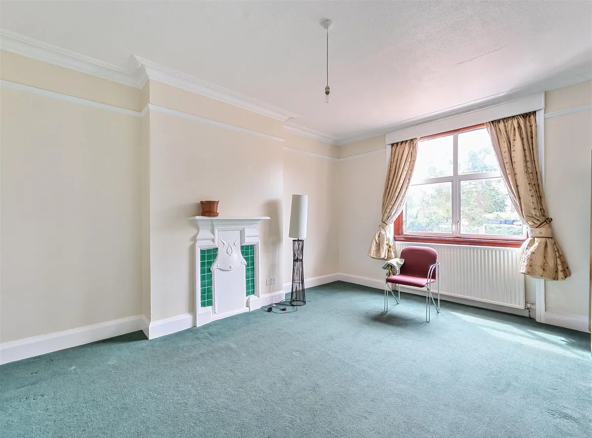 Brondesbury Park, London NW2