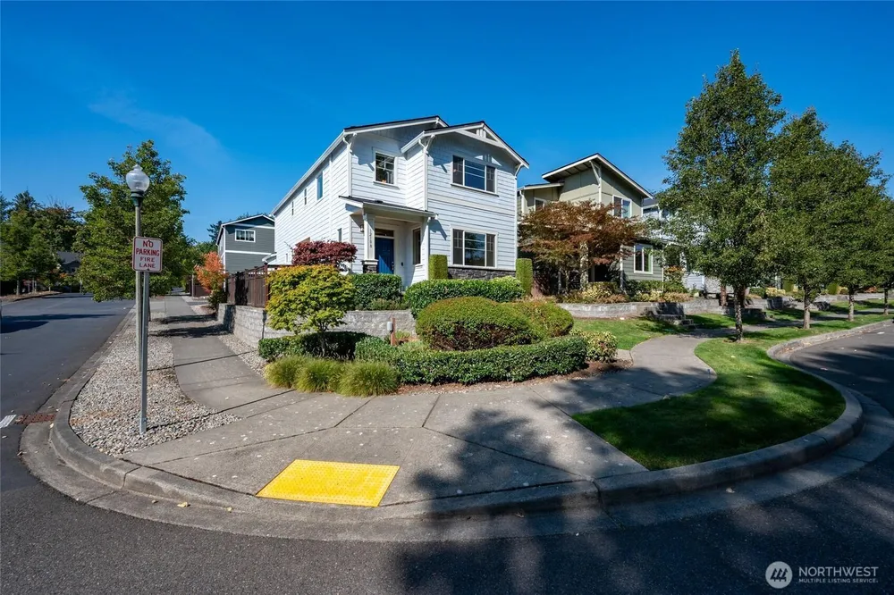 12108 SE 292nd St, Auburn, WA 98092