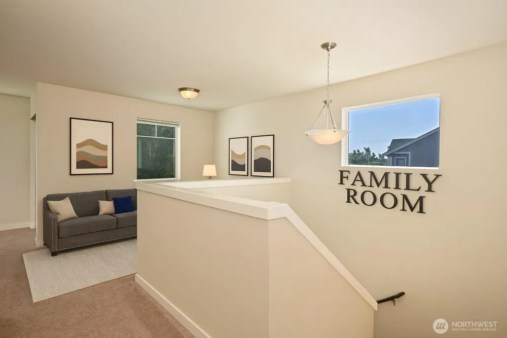 12108 SE 292nd St, Auburn, WA 98092