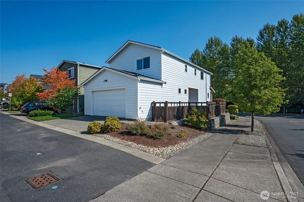 12108 SE 292nd St, Auburn, WA 98092