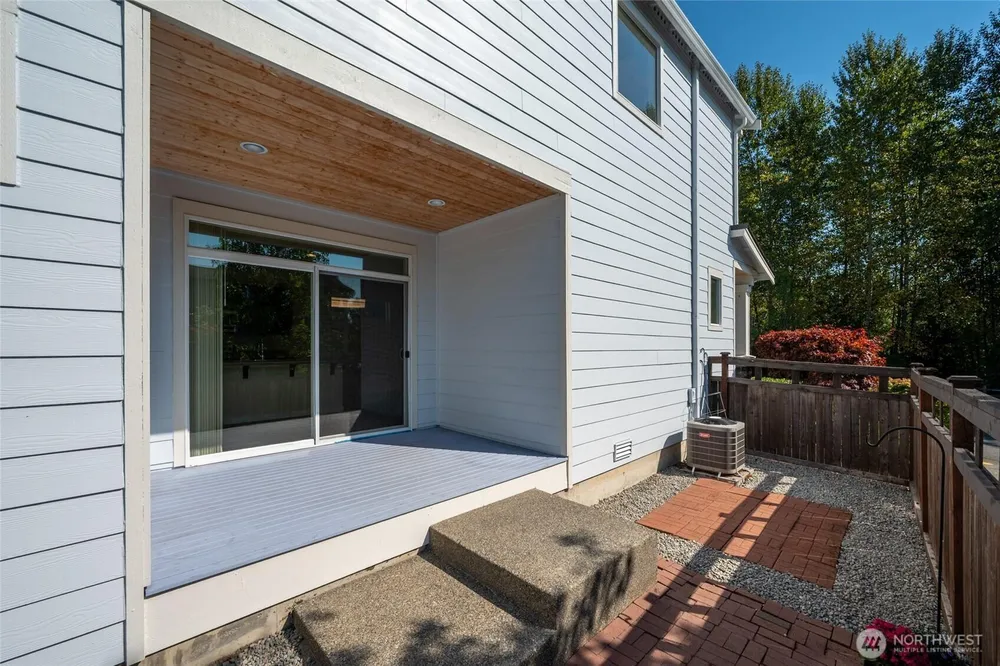 12108 SE 292nd St, Auburn, WA 98092