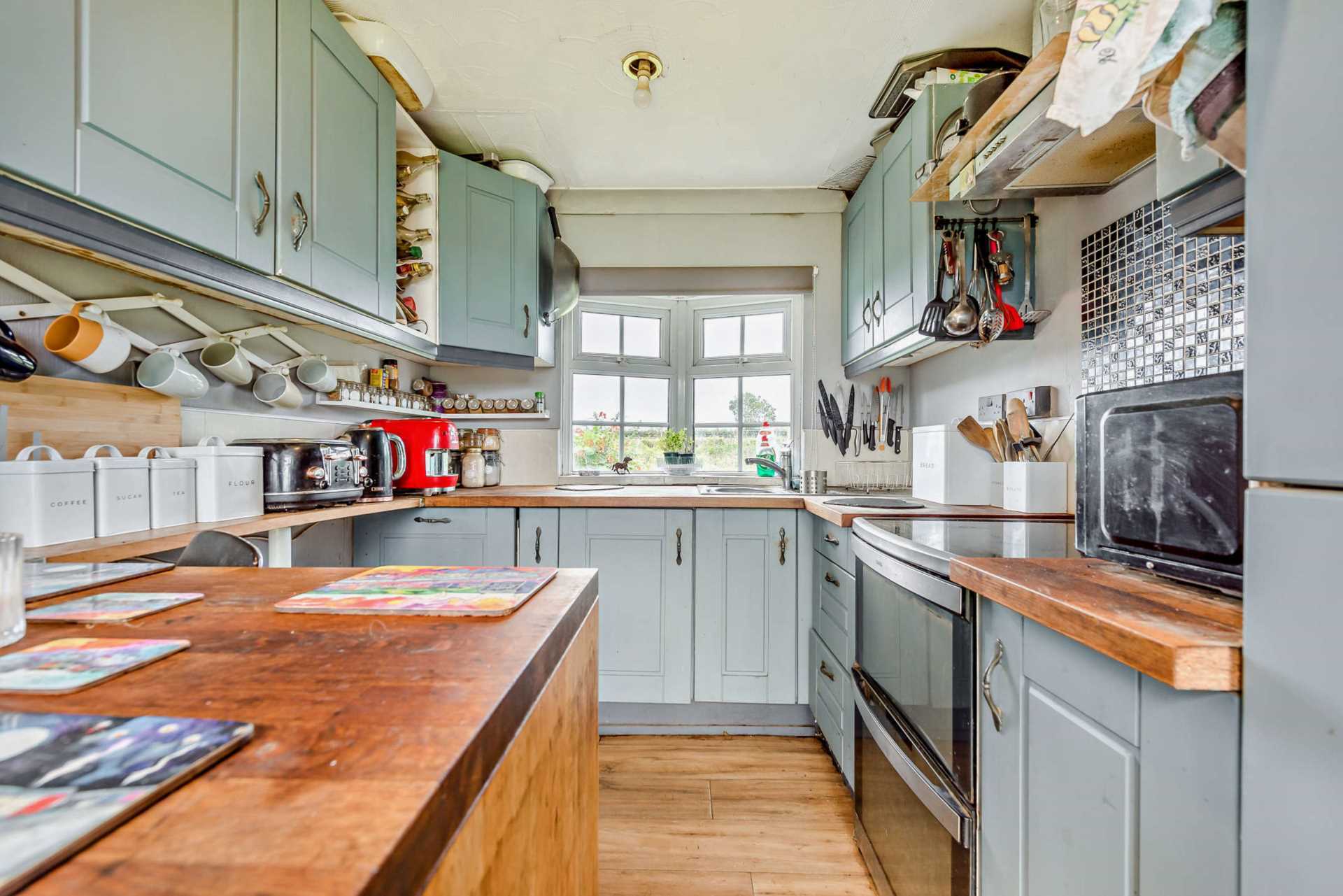 Celaeron Equestrian Centre & Caravan Site, Neuaddlwyn, Ceredigon. Image 8